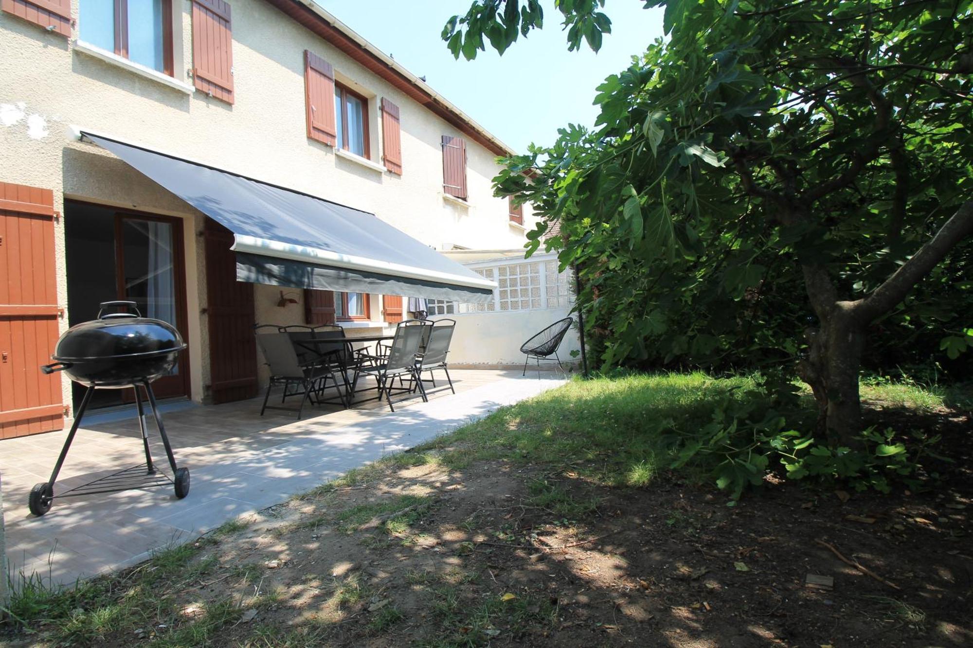 Parking Prive Gratuit - 15Mn Paris - Gare A Pied En 5Mn - Tout Equipee - Terrasse - Jardin - Stade De France - Casino D'Enghien - Hippodrome, Universite 에피네쉬르세느강 외부 사진